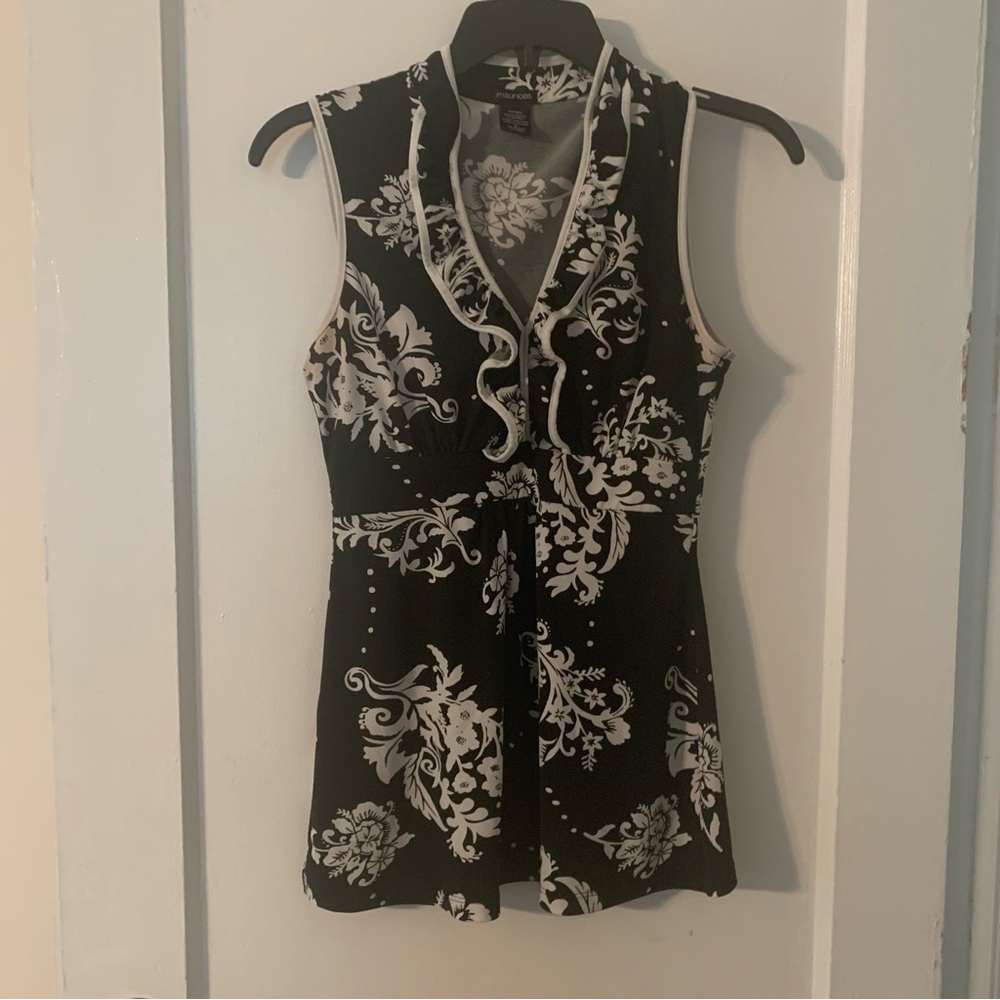 Maurice’s Black and White Floral Tank Top